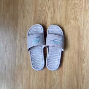 rose gold nike slides